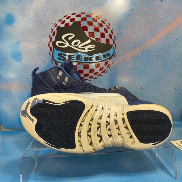 Jordan 12 - Picture 6 of 6